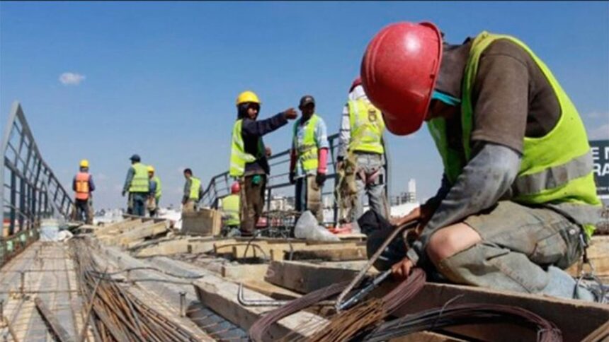 Трудовая реформа правительства Милея: легализация работников без штрафов