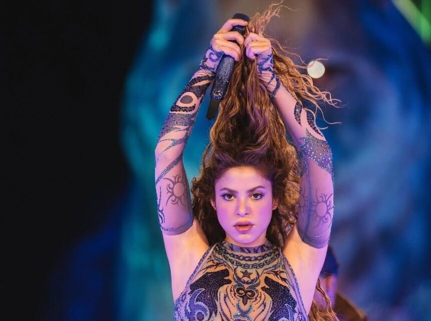 Шакира в Кордове 2025: блестящее шоу, прерванное ливнем в Кемпесе