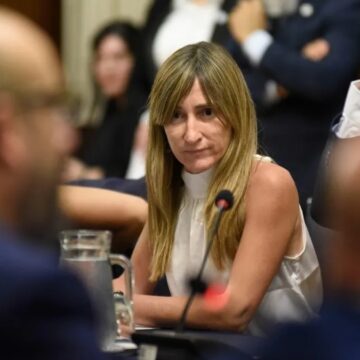 Депутат Mercedes Llano внесла проект закона о финансовой прозрачности национальных университетов