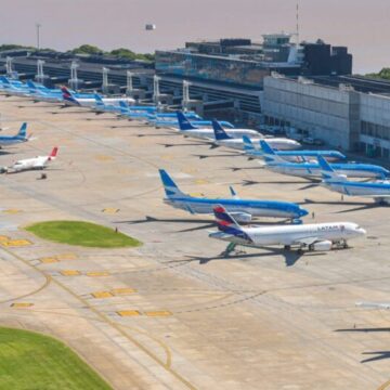 Забастовка во всех аэропортах Аргентины в понедельник 2 февраля из-за зарплатного конфликта в ANAC