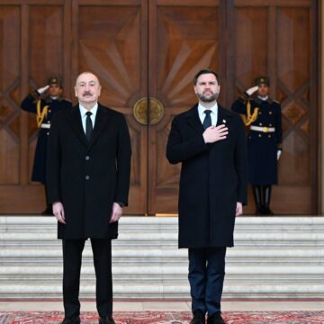 Визит вице-президента США в Азербайджан: подписание Хартии о стратегическом партнёрстве и новая архитектура двусторонних отношений