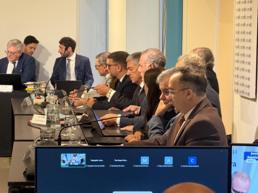 Начался судебный процесс с участием присяжных заседателей против трех прокуроров по делу Норы Дальмассо