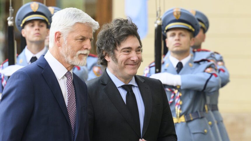 Визит президента в Аргентину: Петр Павел призвал к новым союзам на фоне российской агрессии Визит президента в Аргентину: Петр Павел призвал к новым союзам на фоне российской агрессии