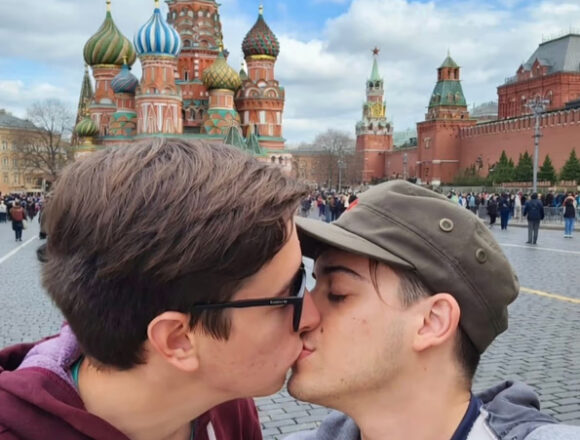 Родриго Фронцо и «Мини Нестор» в России: «Из Москвы — маленький поцелуй либерпихас».